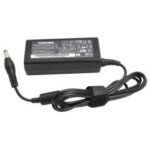 Chargeur Adaptable TOSHIBA Pour PC Portable 19V-3.42A  - Noir